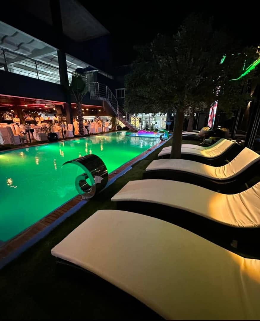 Swimming pool at Hotel Exotic Plaza